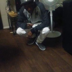 Meet your Posher, Dennis